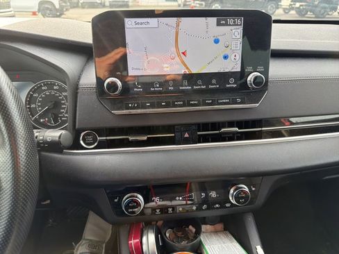 Used 2022 Mitsubishi Outlander SE image 10