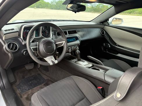Used 2010 Chevrolet Camaro LS image 52