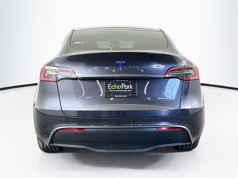 Used 2024 Tesla Model Y Long Range AWD/4WD image 7