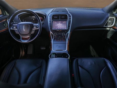 Used 2020 Lincoln Nautilus Reserve w/ Monochromatic Package image 24