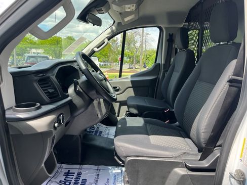 Used 2024 Ford Transit 250 Low Roof w/ Exterior Upgrade Package RWD image 16