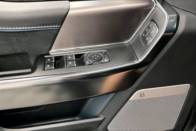 Used 2025 Ford F150 Platinum AWD/4WD image 32
