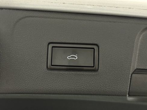 Used 2019 Volkswagen Atlas SEL AWD/4WD image 58