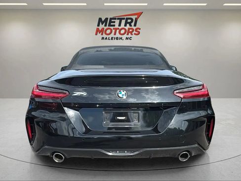 Used 2022 BMW Z4 sDrive30i w/ M Sport Package image 5