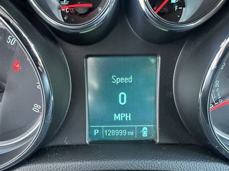 Used 2015 Buick Encore Convenience FWD image 16