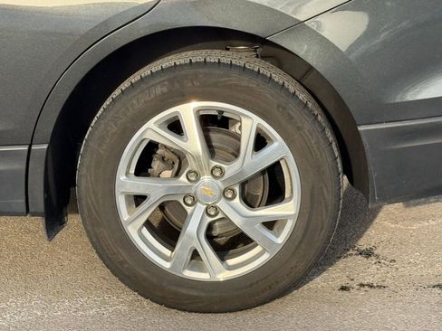 Used 2018 Chevrolet Equinox LT image 11