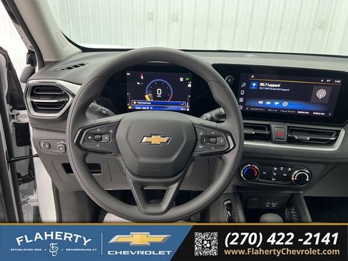New 2026 Chevrolet TrailBlazer LS w/ LS Convenience Package AWD/4WD image 25