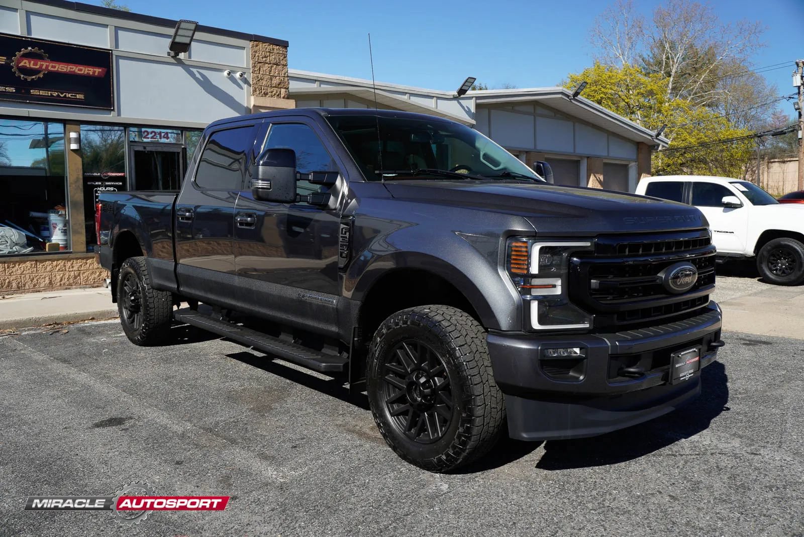 Used 2020 Ford F350 Lariat AWD/4WD image 10