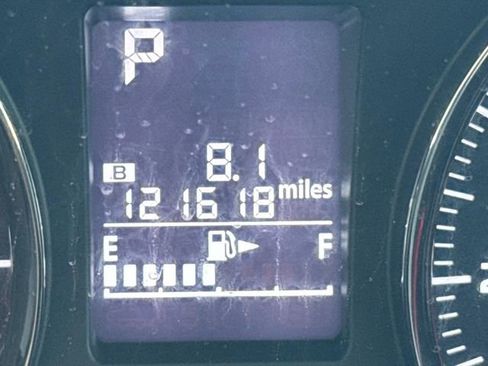 Used 2015 Subaru Forester 2.5i Touring w/ Eyesight & Navigation System image 27