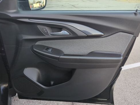 Used 2023 Chevrolet TrailBlazer LT w/ Convenience Package image 30