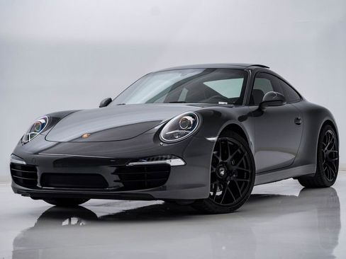 Used 2015 Porsche 911 Carrera RWD image 1