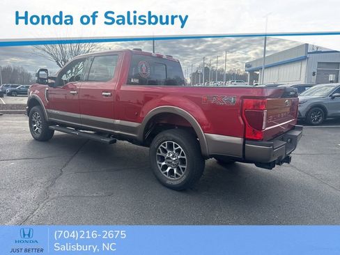 Used 2020 Ford F250 Lariat w/ Chrome Package image 4