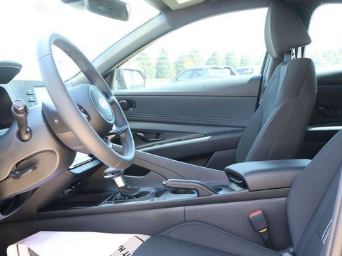 New 2026 Hyundai Elantra Sport FWD image 24