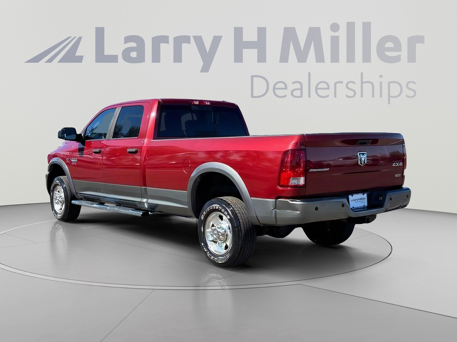 Used 2012 RAM 3500 SLT AWD/4WD image 4