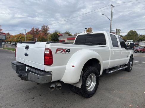Used 2012 Ford F350 Lariat w/ Lariat Interior Pkg image 4