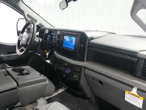 New 2024 Ford F550 4x4 Regular Cab Super Duty w/ XLT Value Package image 31
