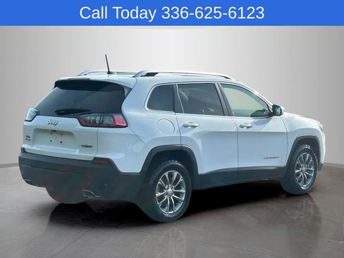 Used 2021 Jeep Cherokee Latitude Lux w/ Comfort/Convenience Group AWD/4WD image 5