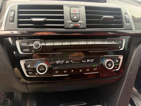 Used 2018 BMW M3 image 38