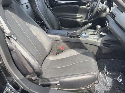 Used 2025 MAZDA MX-5 Miata RF Grand Touring RWD image 22