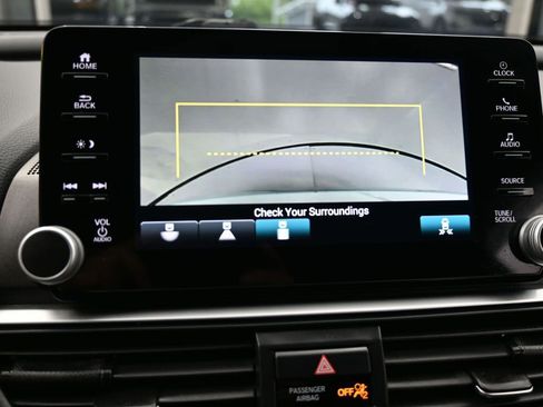 Used 2021 Honda Accord Sport image 22