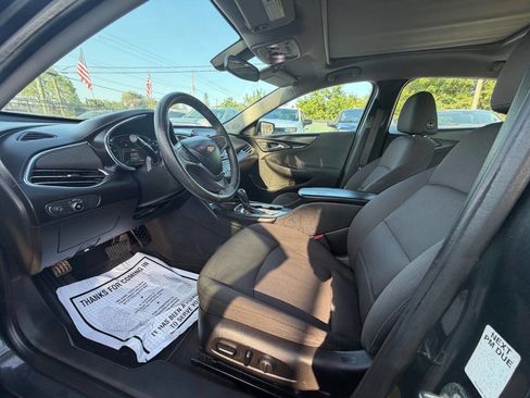 Used 2018 Chevrolet Malibu LT FWD image 9
