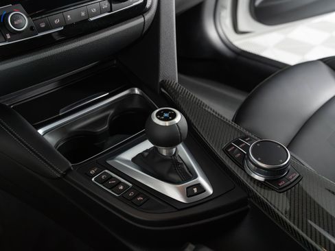 Used 2018 BMW M3 RWD image 6