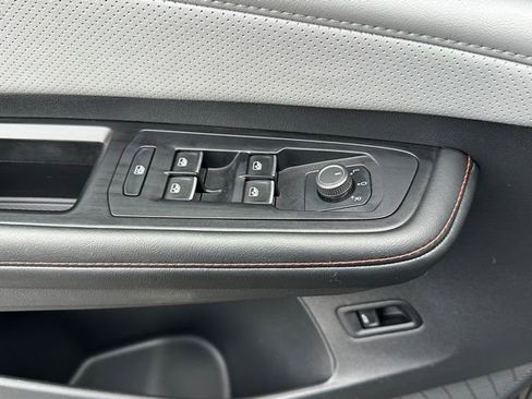 Certified 2024 Volkswagen Atlas Peak Edition SE image 24