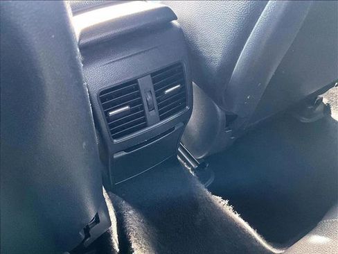 Used 2017 Mercedes-Benz GLA 250 image 23