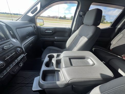 Used 2022 Chevrolet Silverado 1500 Custom Trail Boss w/ LPO, Dark Essentials Package AWD/4WD image 27