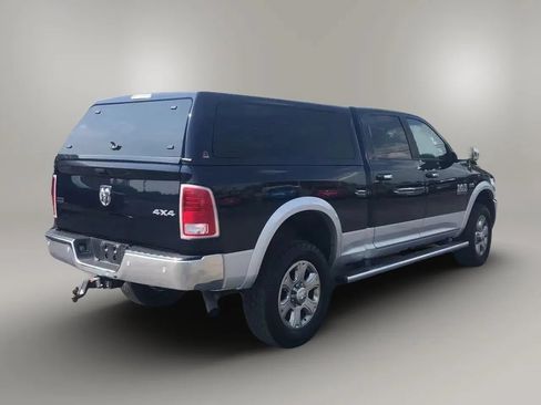 Used 2016 RAM 2500 Laramie w/ Convenience Group AWD/4WD image 5
