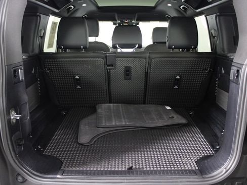 Used 2025 Land Rover Defender 110 S AWD/4WD image 16