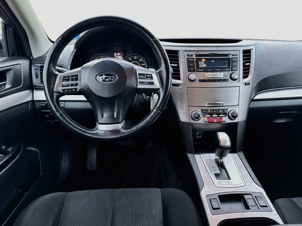Used 2013 Subaru Legacy 2.5i Premium w/ All-Weather Pkg AWD/4WD image 18