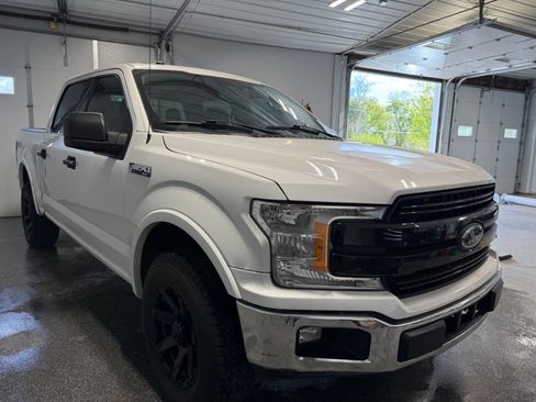 Used 2018 Ford F150 4x4 SuperCrew image 3
