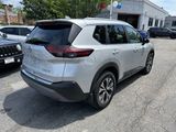 Used 2023 Nissan Rogue SV w/ SV Premium B Package image 4