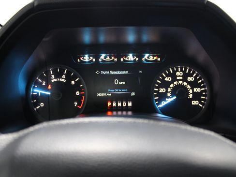 Used 2020 Ford F150 XLT w/ Equipment Group 302A Luxury AWD/4WD image 29