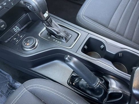 Used 2022 Ford Ranger XLT w/ Equipment Group 301A Mid image 12