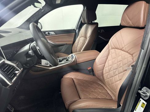 New 2026 BMW X7 xDrive40i w/ M Sport Package image 11