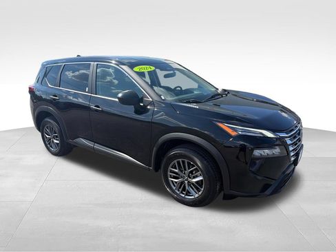 Used 2024 Nissan Rogue S AWD/4WD image 7
