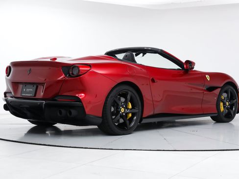 Certified 2023 Ferrari Portofino M RWD image 3