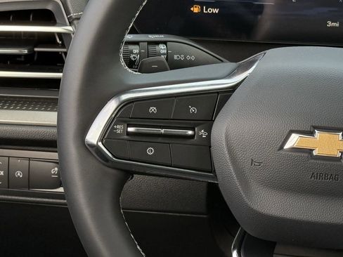 New 2026 Chevrolet Traverse LT image 13