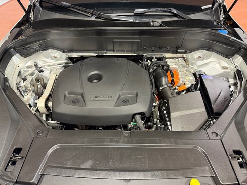 Used 2022 Volvo XC90 T8 Inscription Expression w/ Advanced Package image 38