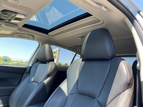 Used 2019 Subaru Crosstrek 2.0i Limited w/ Moonroof Package w/Navigation AWD/4WD image 10
