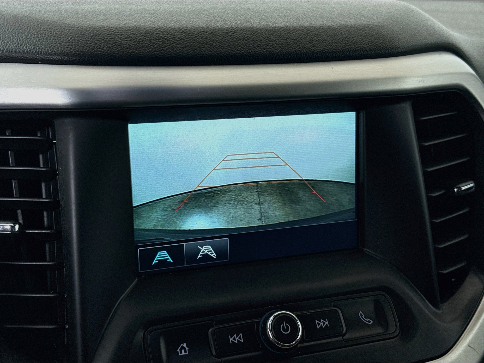 Used 2019 GMC Acadia SLE FWD image 14