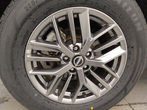 Used 2023 Nissan Rogue S AWD/4WD image 31