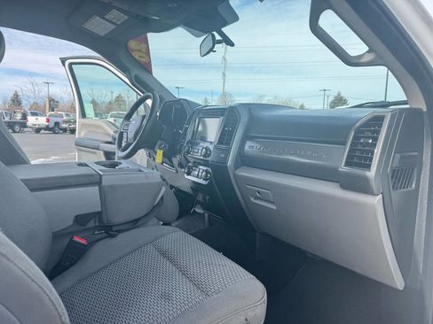 Used 2020 Ford F250 XLT w/ XLT Value Package image 34