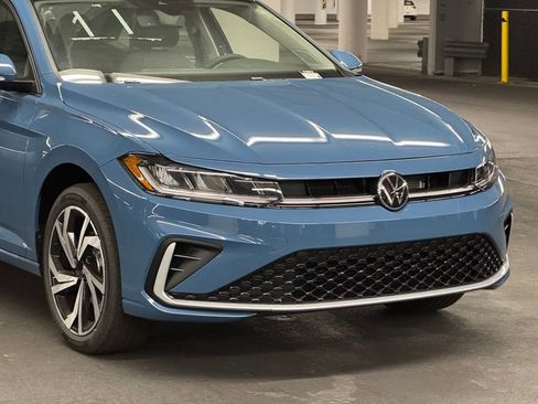 New 2025 Volkswagen Jetta SEL image 41