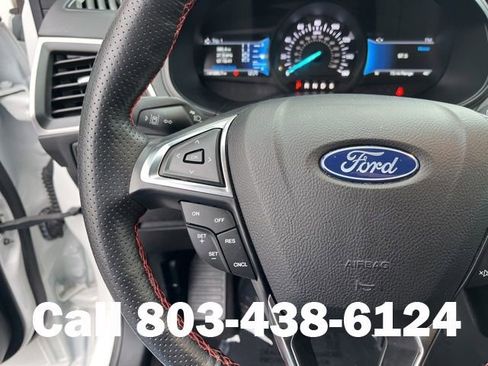 Used 2022 Ford Edge ST-Line AWD/4WD image 20