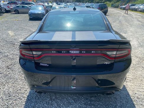 Used 2022 Dodge Charger R/T w/ Harman/Kardon Audio Group image 6