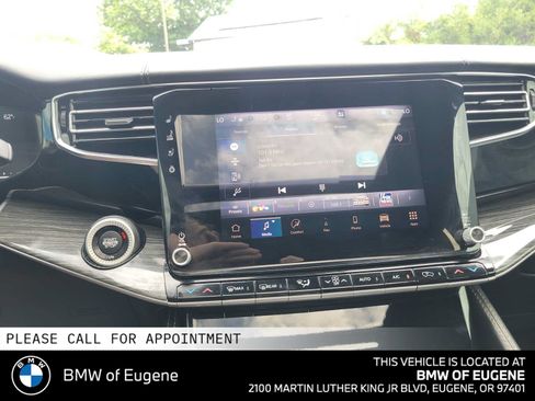 Used 2022 Jeep Wagoneer Series III w/ Premium Group I AWD/4WD image 30