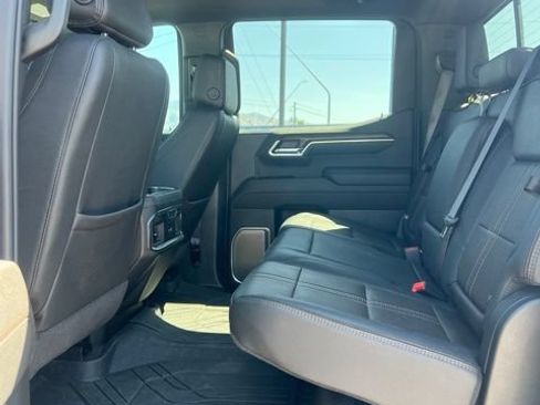 Used 2025 Chevrolet Silverado 1500 High Country w/ High Country Premium Package AWD/4WD image 30